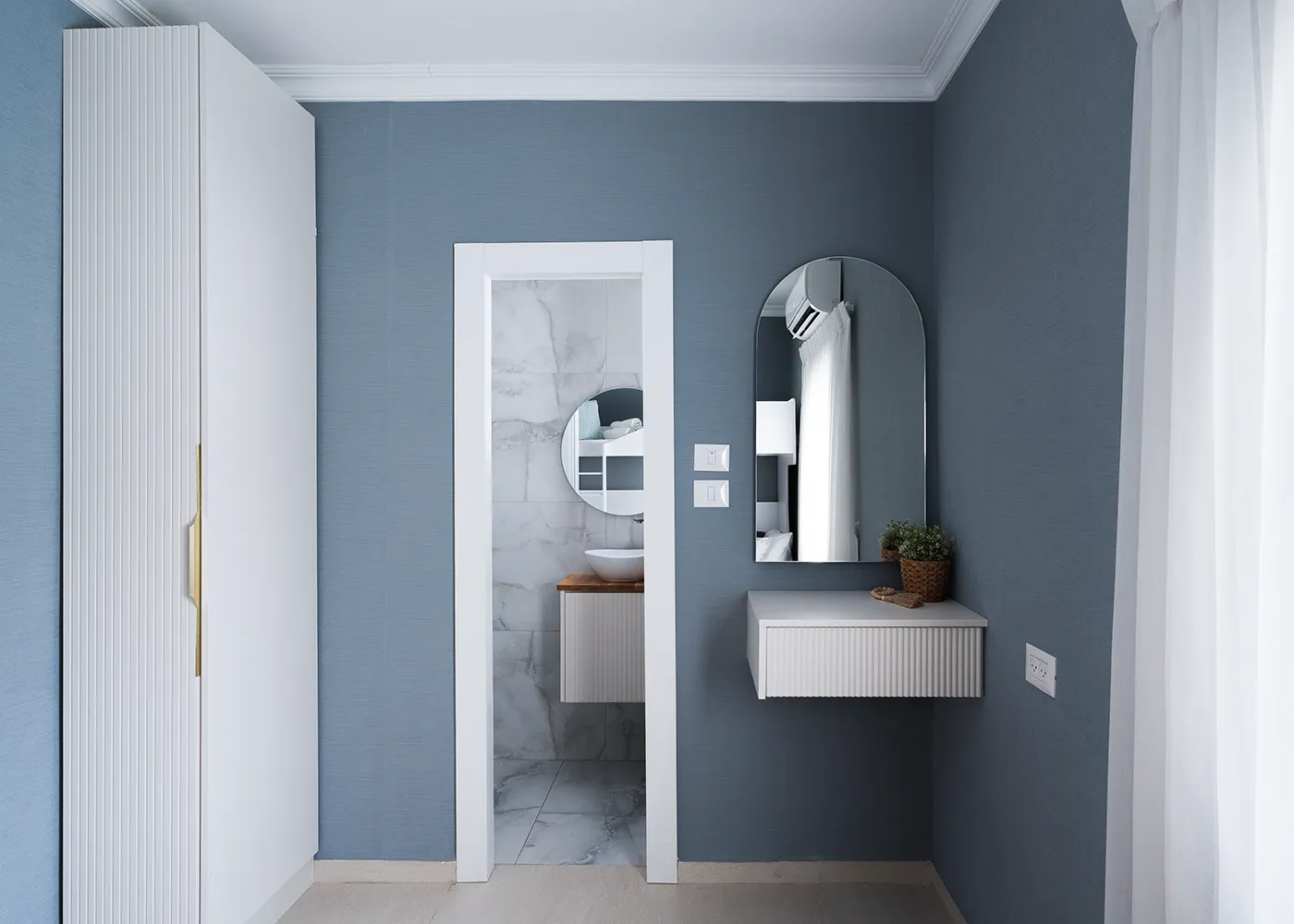 חדר שינה משפחתי וחדר אמבטיה בסוויטת שקיעה חלומית - תמונה 17